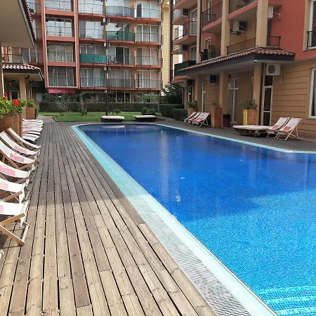 Sunny View ساني بيتش
